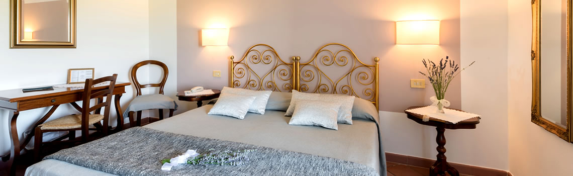 Zimmer im 3-Sterne-Hotel in San Gimignano