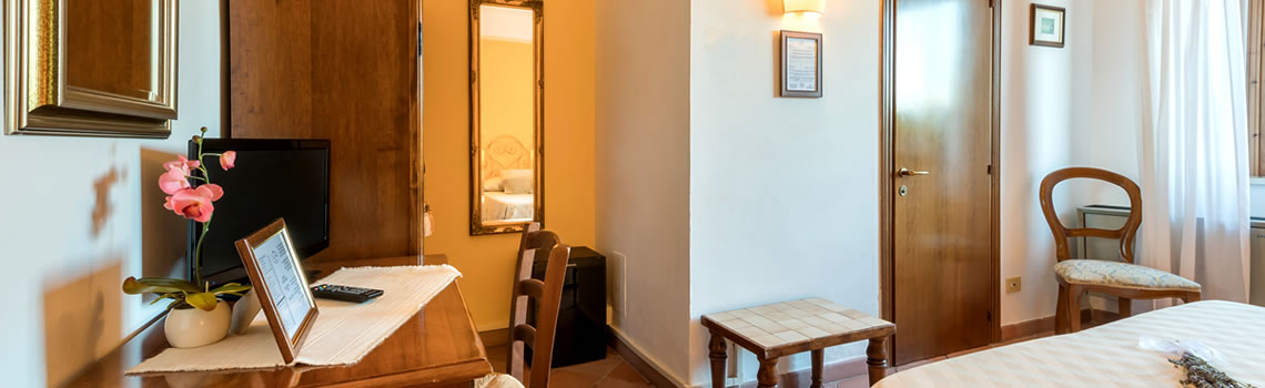 Chambres d'hôtel à San Gimignano dans le style toscan